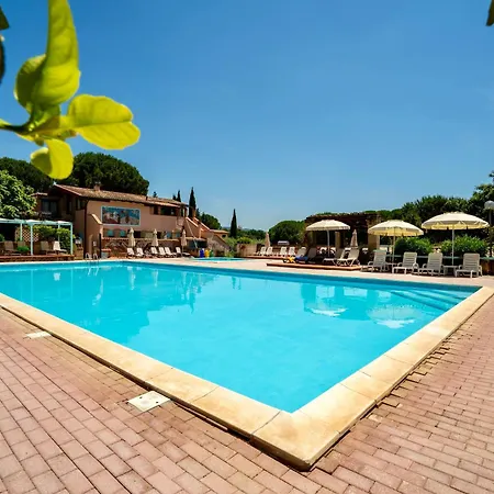 Isa-residence With Swimming Pool In Guardistallo Surrounded By Greenery * カザーレ・マリッティモ